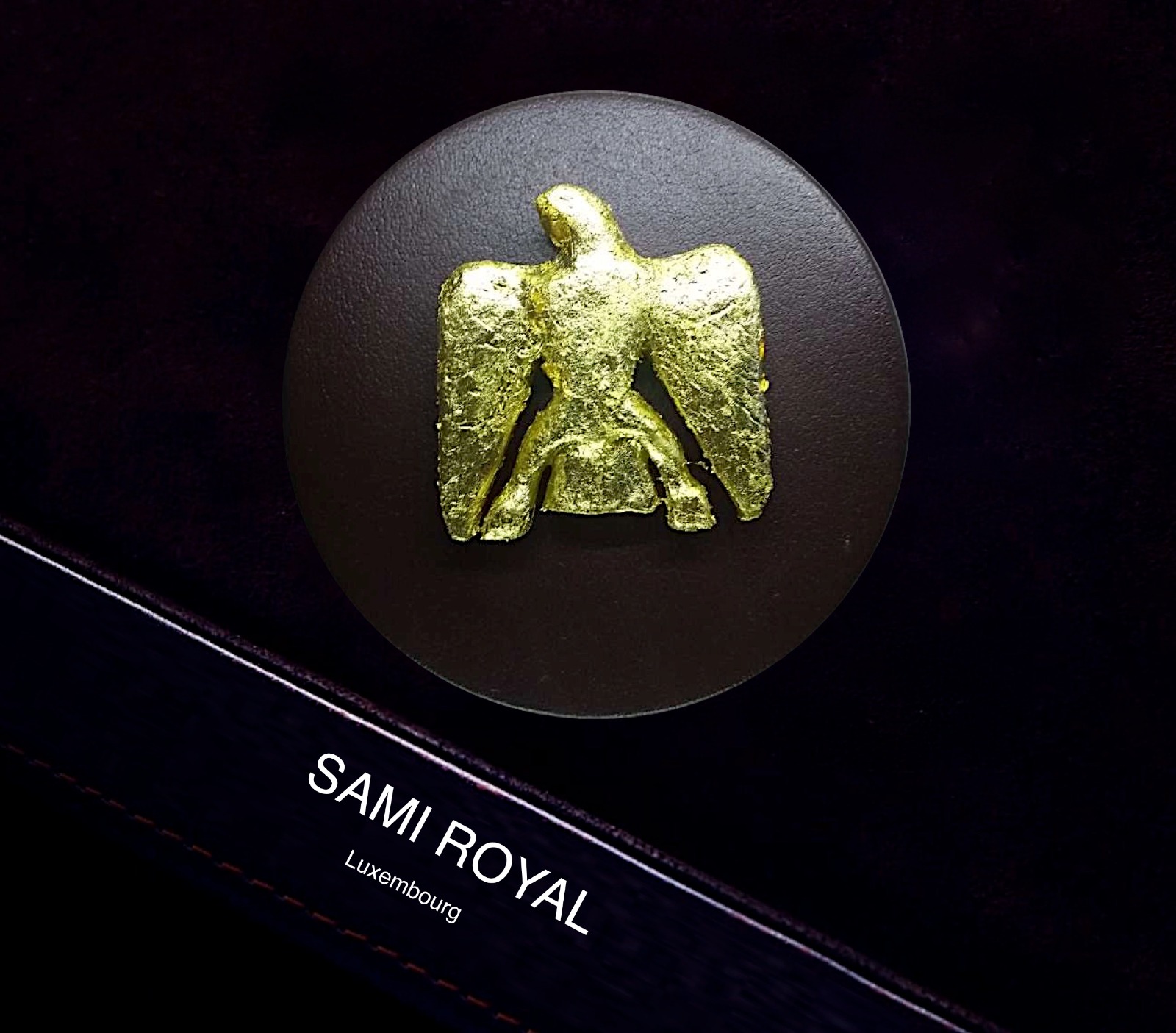 THE ROYAL GOLD FALCON - Image 2